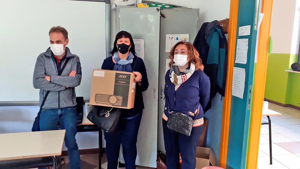 Fornitura videoproiettore per LIM
